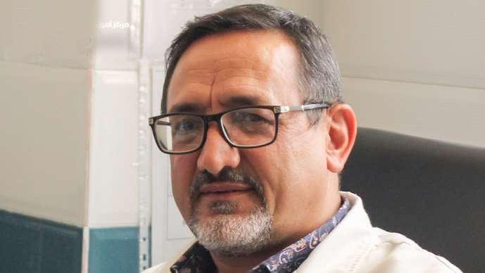  وقتی بدترین درد دنیا سراغتان می‌آید؛ راهنمای فوری مدیریت درد سنگ کلیه